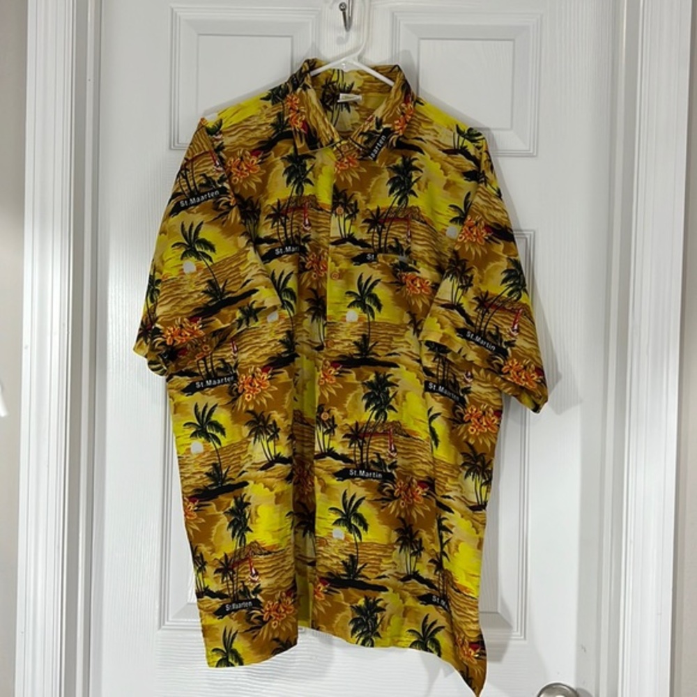 Rima mens button front Hawaiian short sleeve